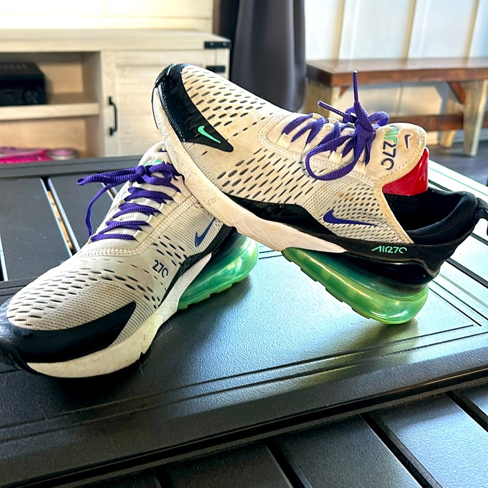 Women’s Nike Air Max 270 Size 9 | Grape | No Box